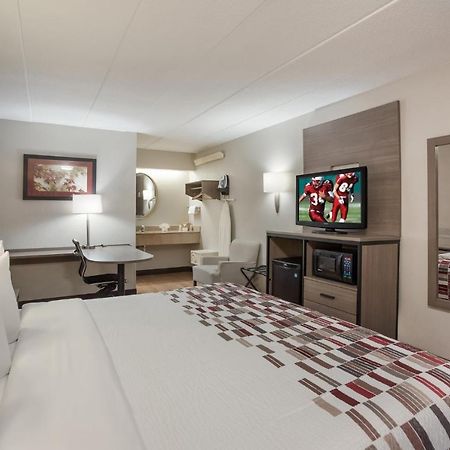 Red Roof Inn Philadelphia - Тревоус Екстериор снимка