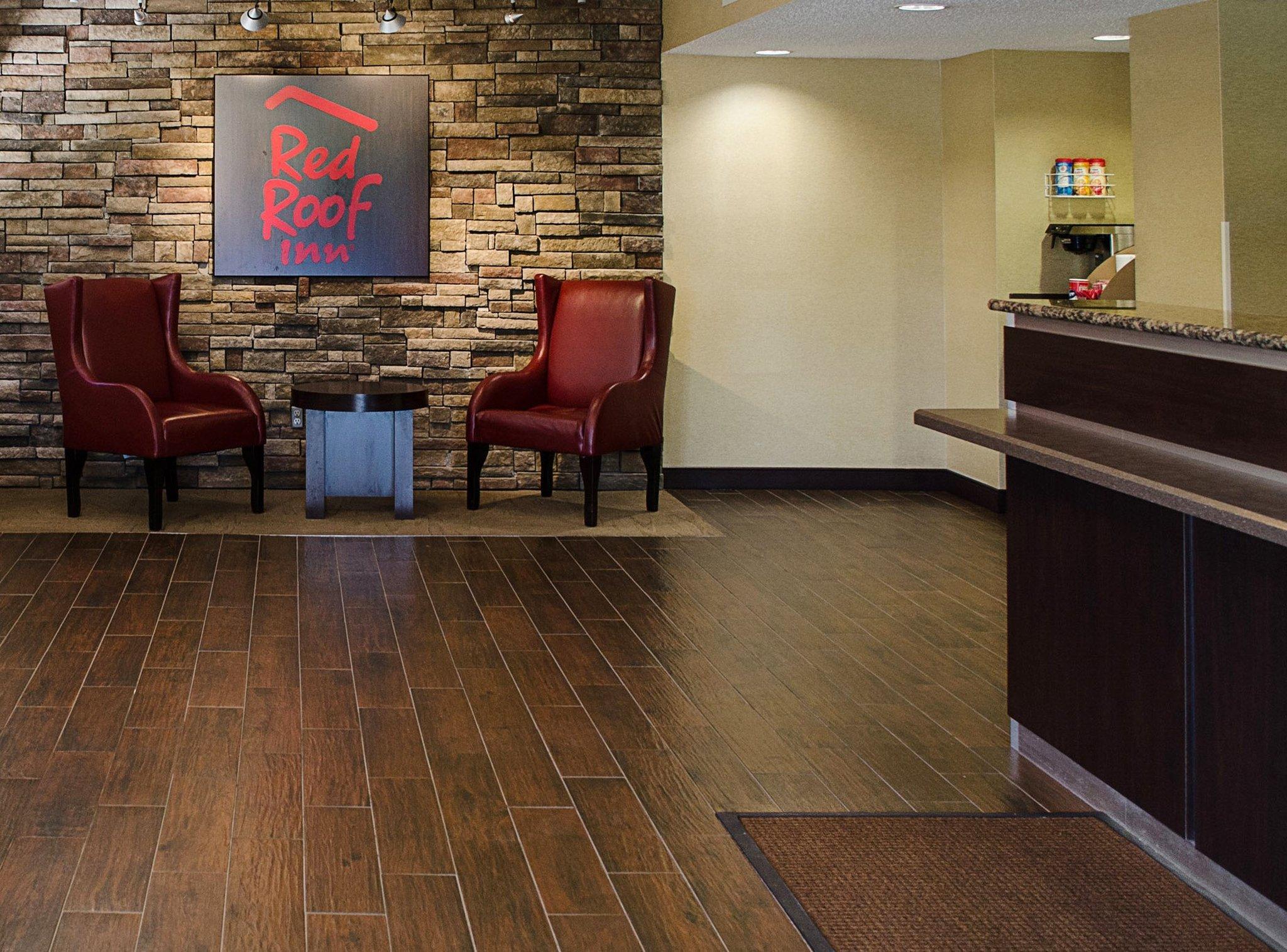 Red Roof Inn Philadelphia - Тревоус Екстериор снимка
