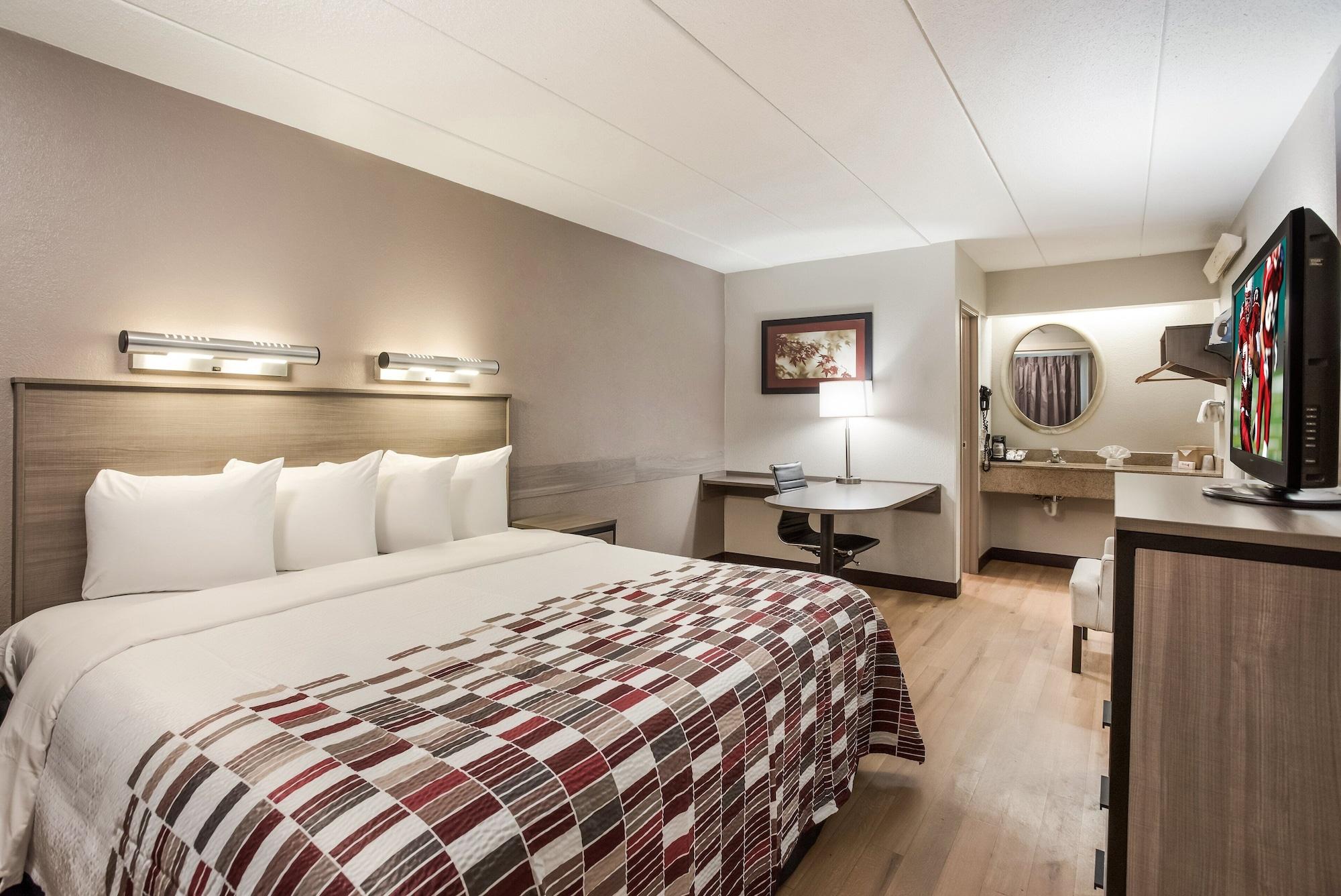 Red Roof Inn Philadelphia - Тревоус Екстериор снимка