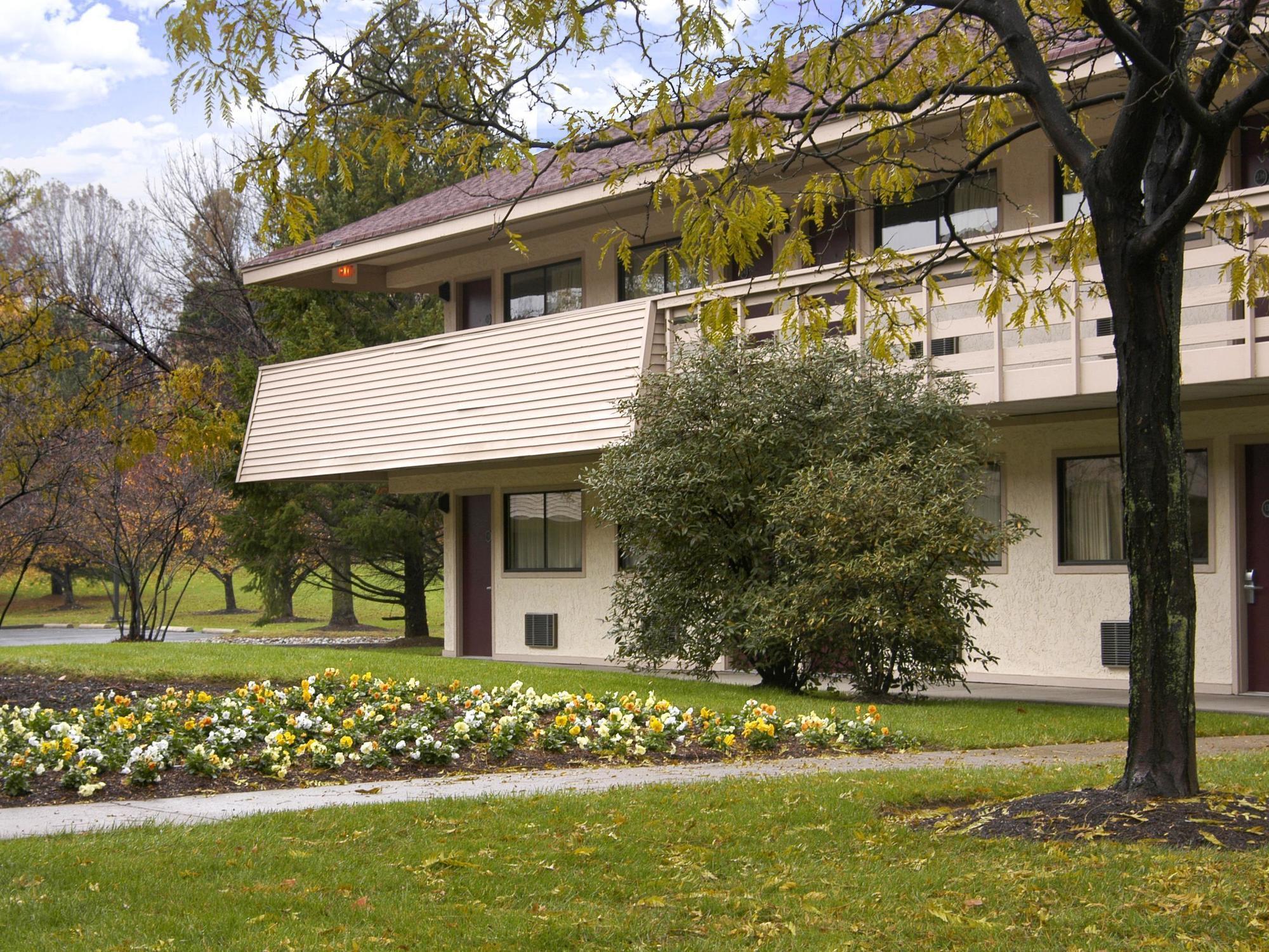 Red Roof Inn Philadelphia - Тревоус Екстериор снимка